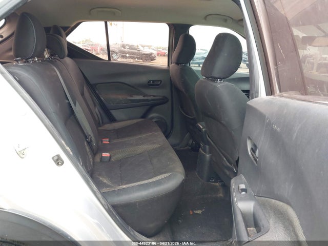 Nissan Kicks S