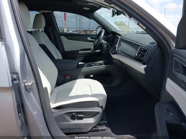 Volkswagen Atlas 2.0t Sel Premium R-line
