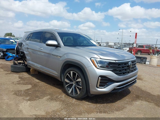 Salvage Volkswagen Atlas Image