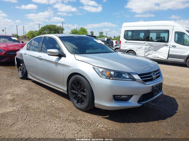 Salvage Honda Accord Image