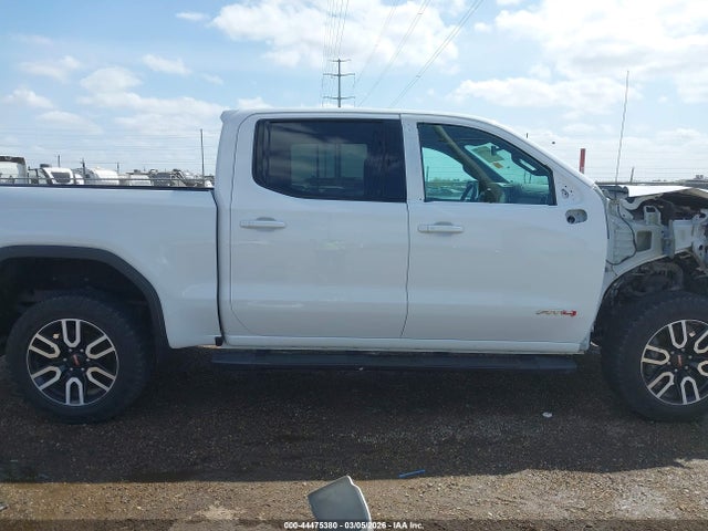 GMC Sierra 1500 4wd  Short Box At4