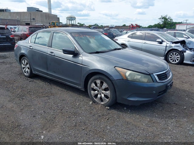 Salvage Honda Accord Image