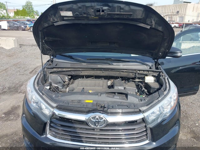 Toyota Highlander Xle V6