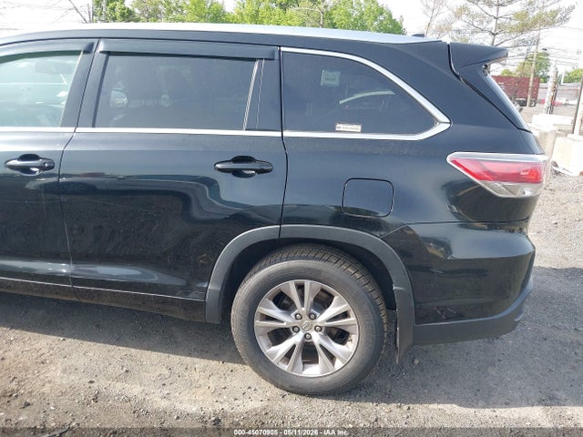 Toyota Highlander Xle V6