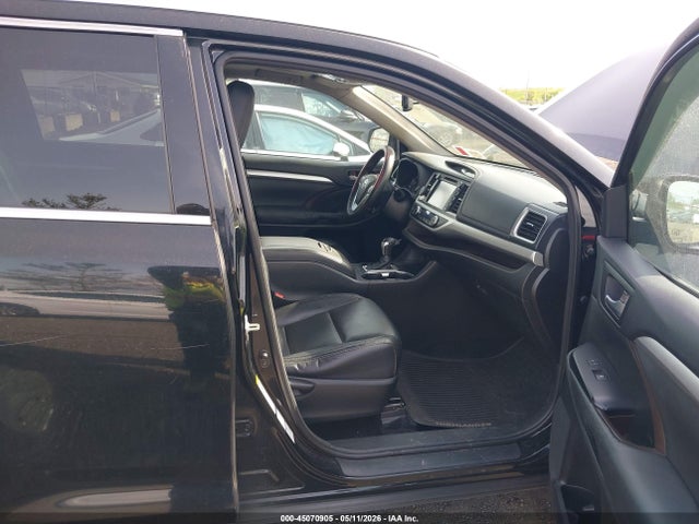 Toyota Highlander Xle V6