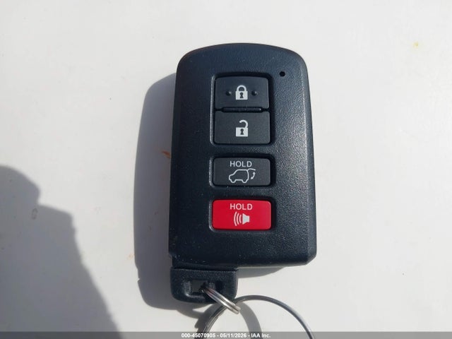 Toyota Highlander Xle V6