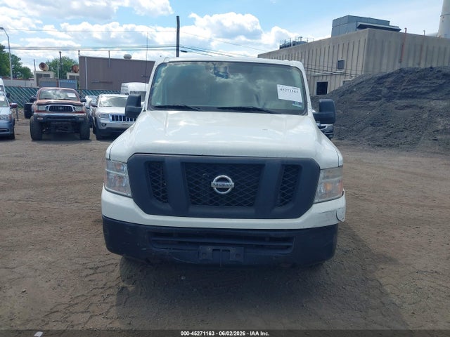 Nissan Nv S V6