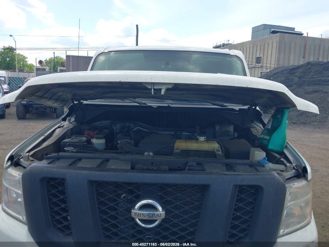 Nissan Nv S V6