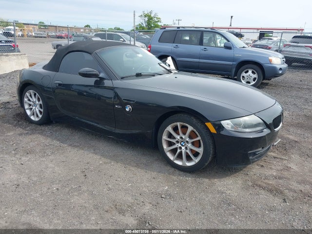 Salvage BMW Z Series Image