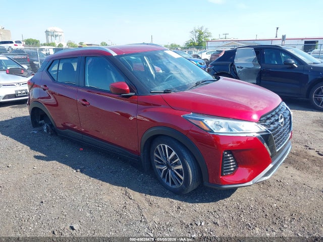 Salvage Nissan Kicks Image