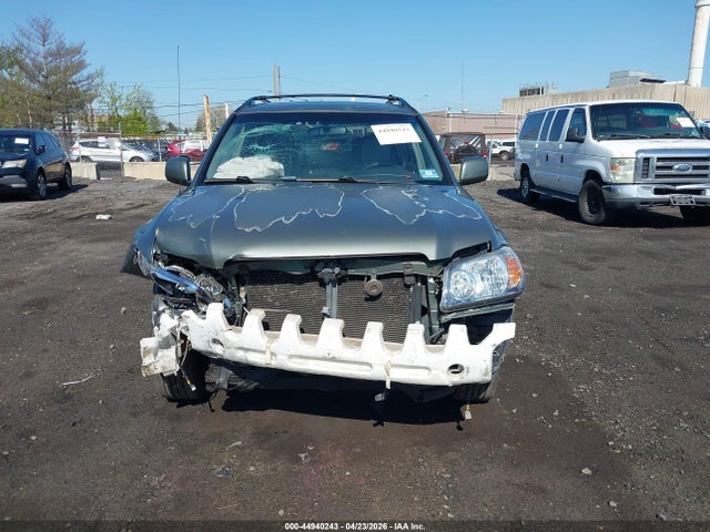 Toyota Highlander V6