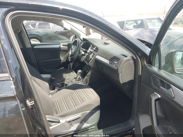 Volkswagen Tiguan 2.0t S