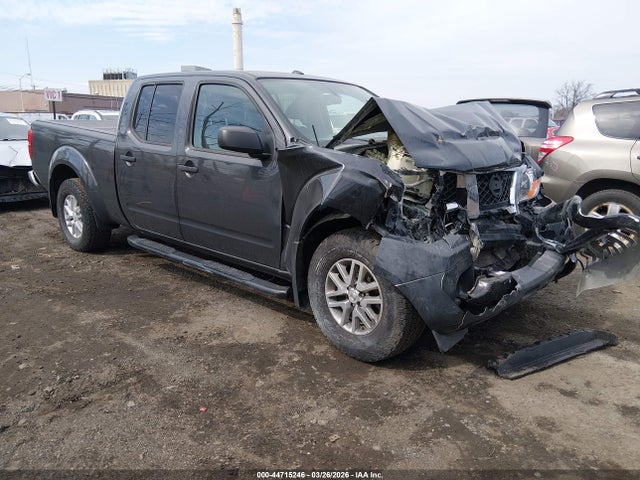Salvage Nissan Frontier Image