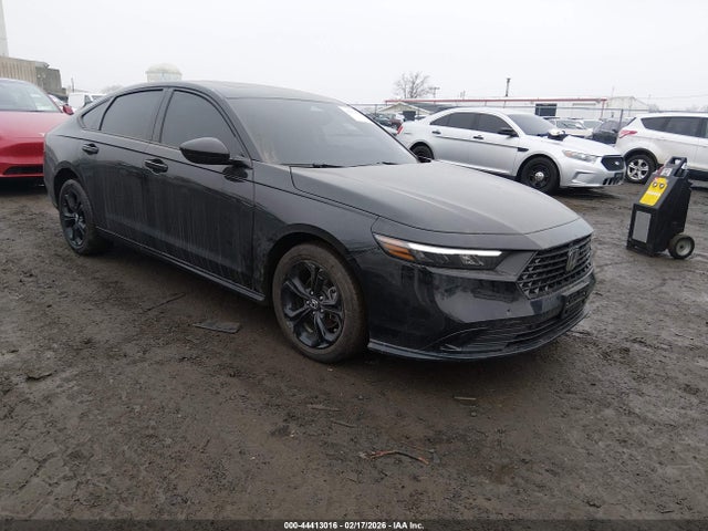 Salvage Honda Accord Image