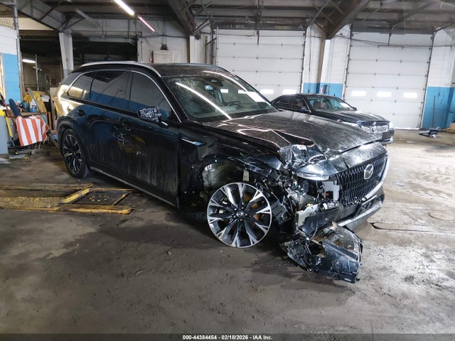 Salvage Mazda Cx Image