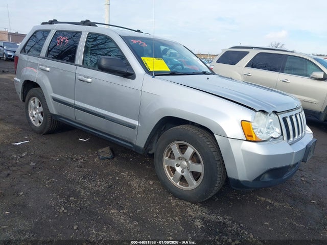 Salvage Jeep Grand Cherokee Image