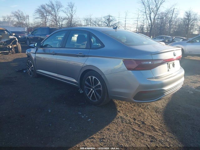 Volkswagen Jetta 1.5t Sport