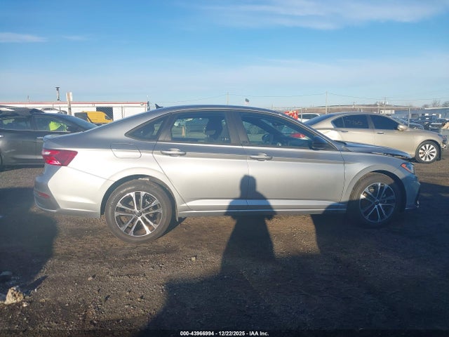 Volkswagen Jetta 1.5t Sport