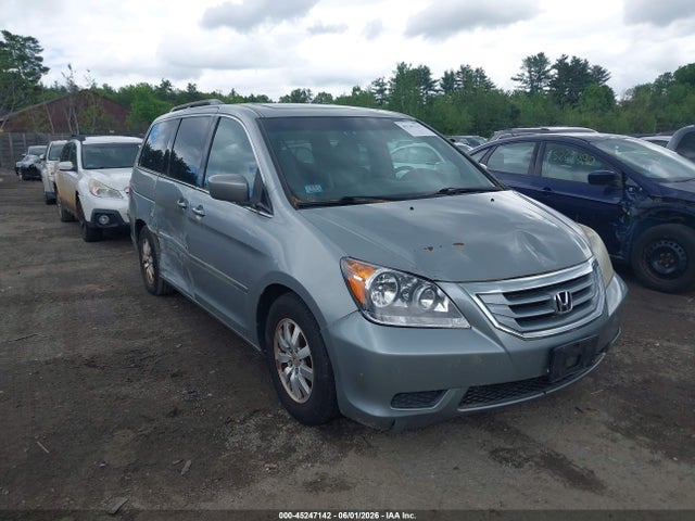 Salvage Honda Odyssey Image