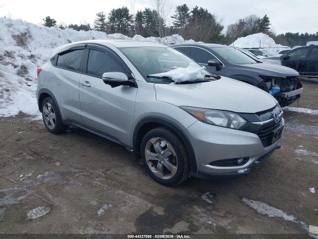 Salvage Honda HR-V Image