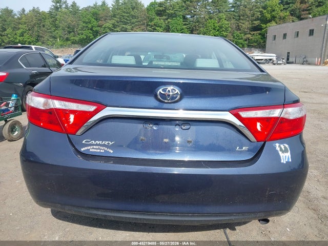 Toyota Camry Le