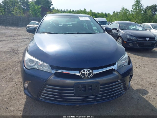 Toyota Camry Le