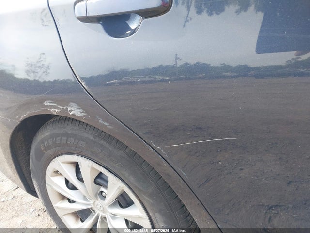 Toyota Camry Le