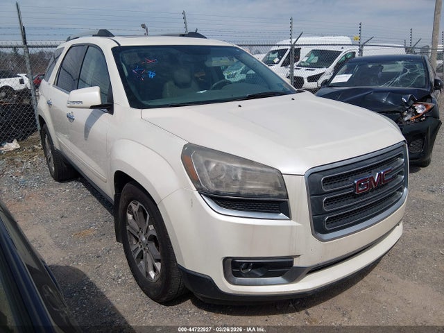 Salvage GMC Acadia Image