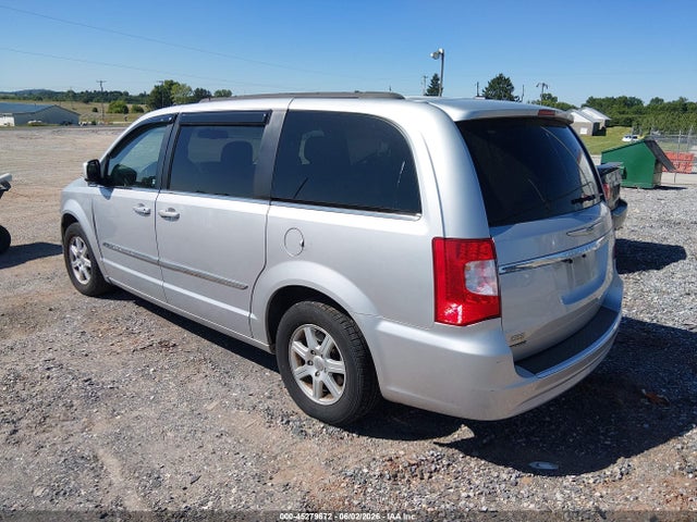 Chrysler Town & Country Touring