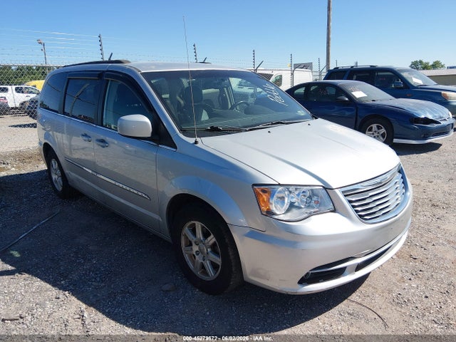Salvage Chrysler Town & Country Image
