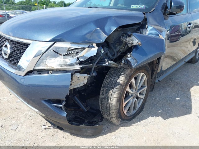 Nissan Pathfinder Sv