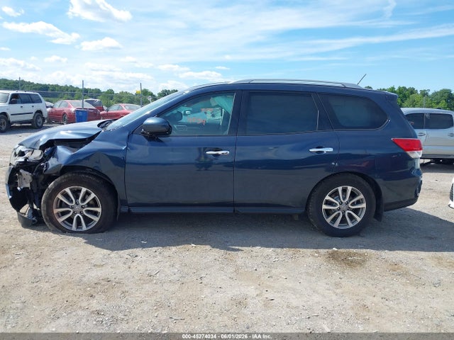 Nissan Pathfinder Sv