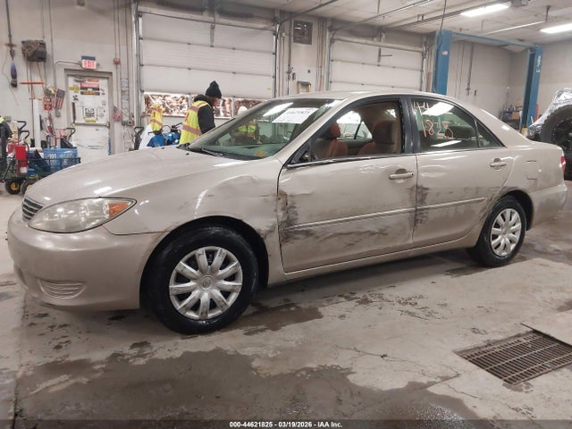 Toyota Camry Std