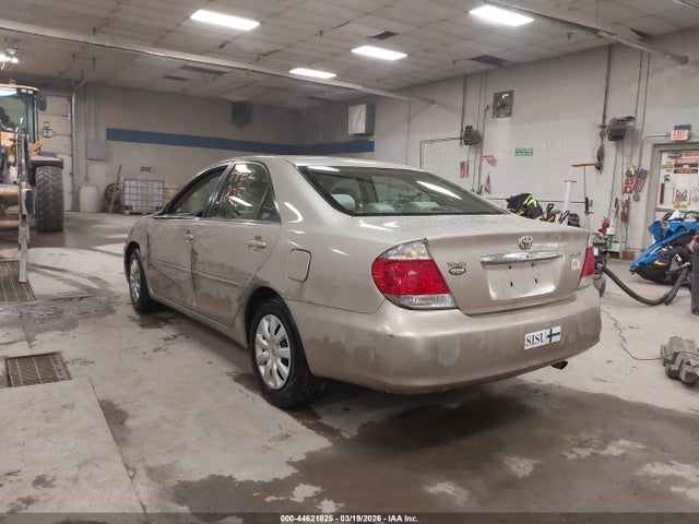 Toyota Camry Std