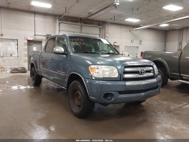 Salvage Toyota Tundra Image