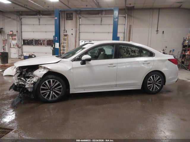 Subaru Legacy 2.5i Premium