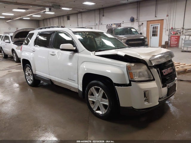 Salvage GMC Terrain Image