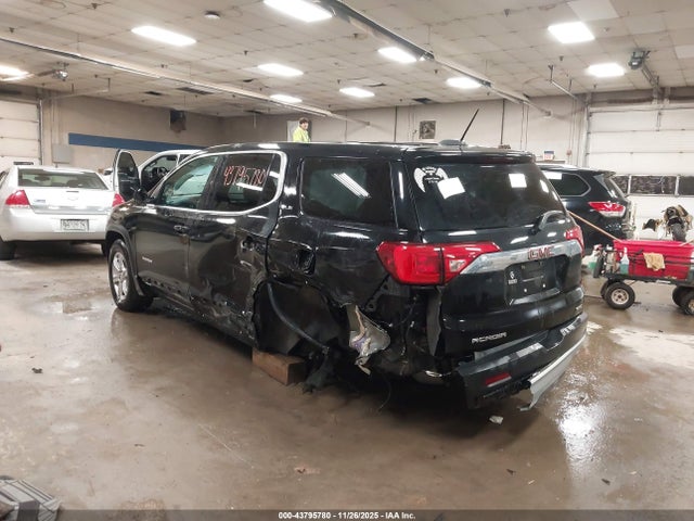 GMC Acadia Sle-1