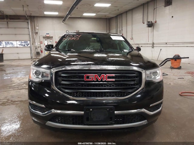 GMC Acadia Sle-1