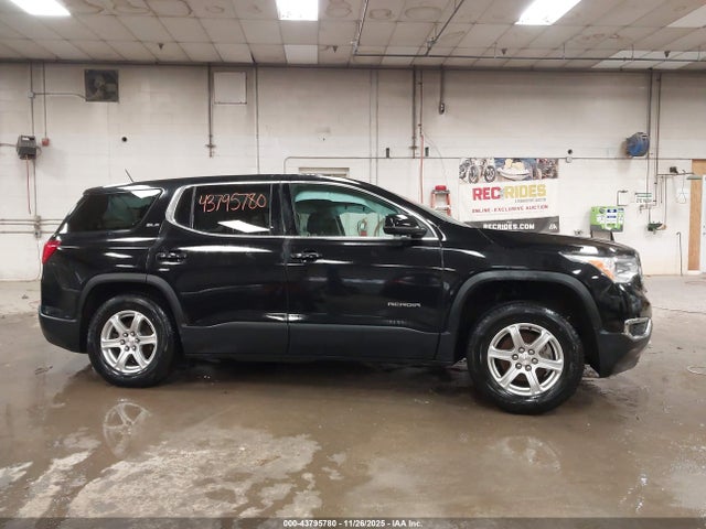 GMC Acadia Sle-1