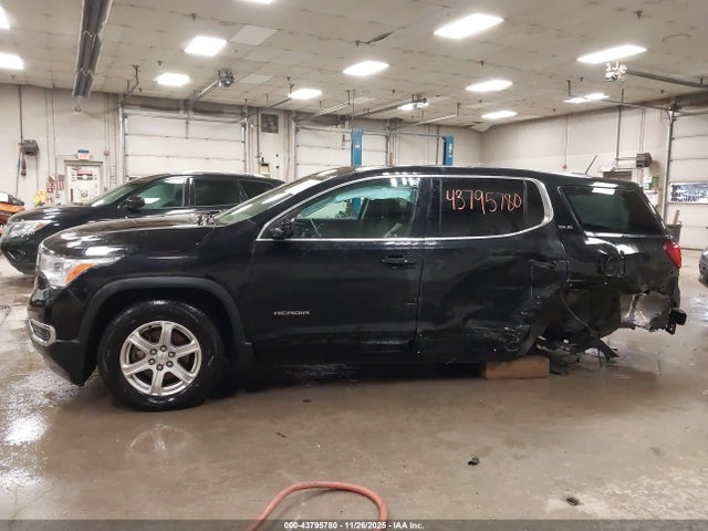GMC Acadia Sle-1
