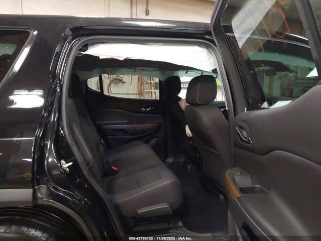 GMC Acadia Sle-1