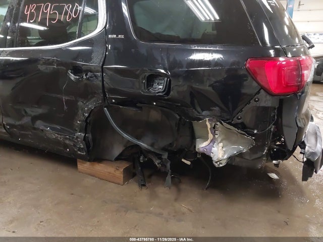 GMC Acadia Sle-1