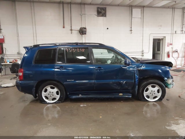 Toyota Highlander Limited V6