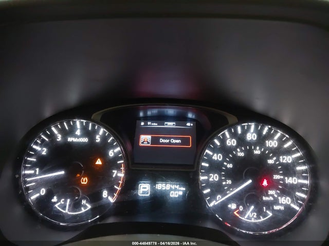 Nissan Pathfinder S