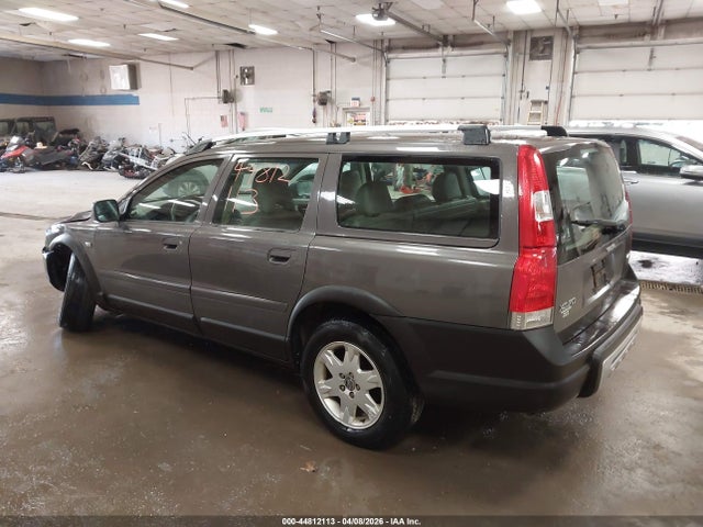 Volvo XC70