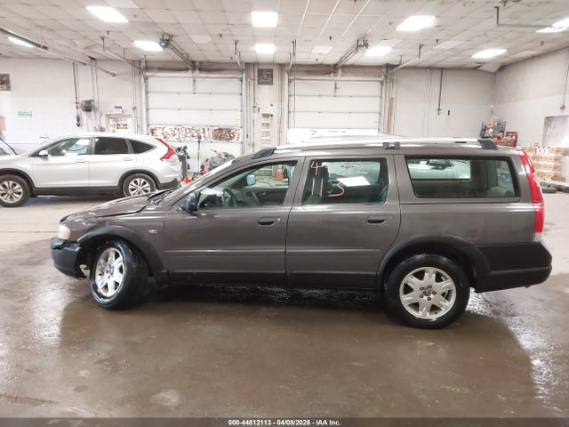 Volvo XC70