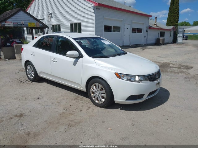 Salvage Kia Forte Image