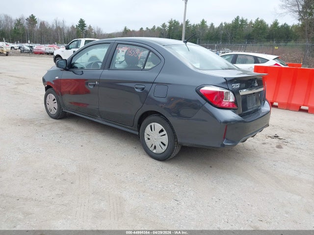 Mitsubishi Mirage Es
