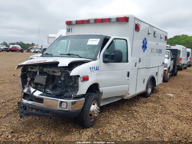 Ford E-350